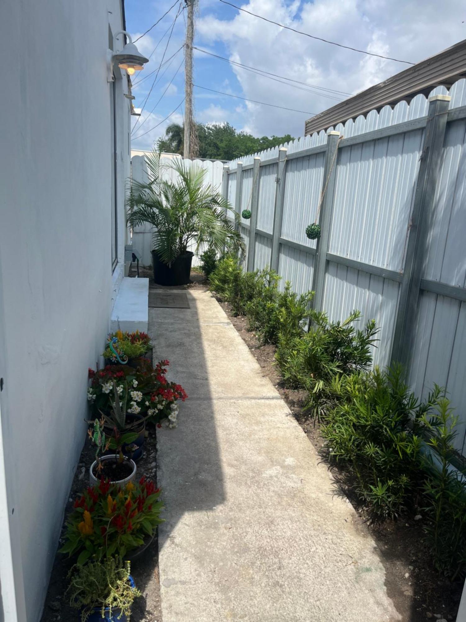 Habitacion Luminosa Y Acogedora. ハリウッド エクステリア 写真